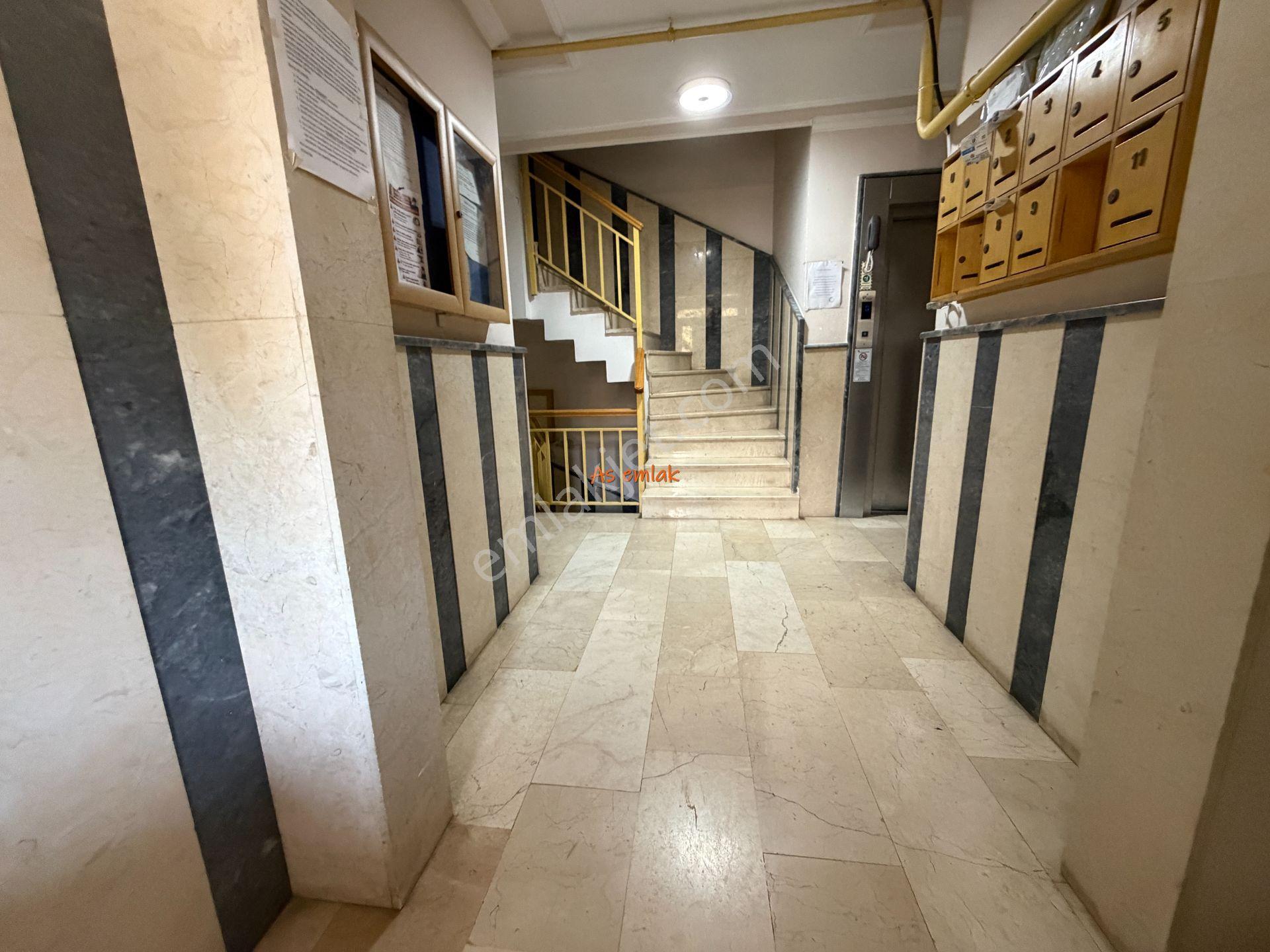 As Emlak'tan 4+1 Yeni Çamlıca Sitesinde Manzaralı Teraslı Daire - Görsel 33