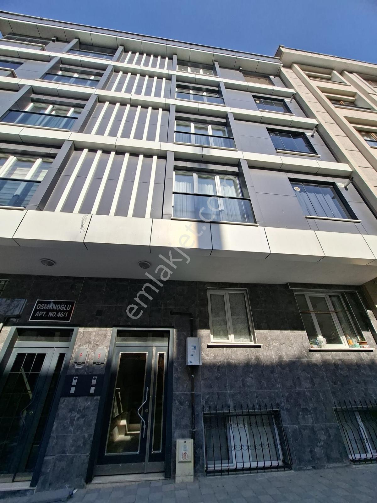 Güngören Haznedar Mahallesinde Sıfır Binada 4+1 Odalı Satılık