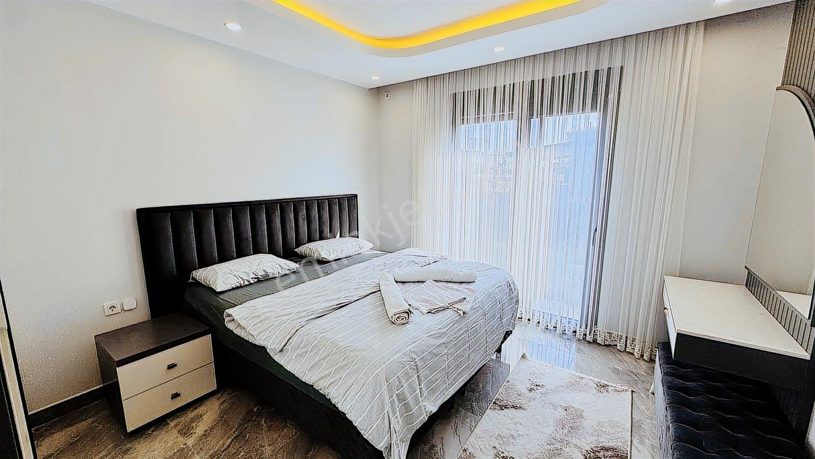 Kiralık Lüks Özel Havuzlu 4+1 Villa - Görsel 14