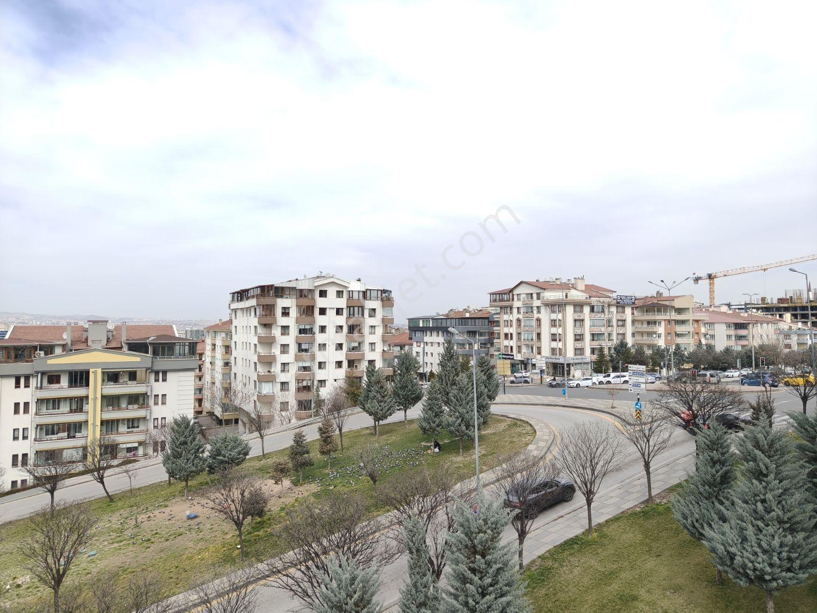Emaks'tan/cevizliderenin En Güzel Sokağında/bakımlı/geniş/3+1