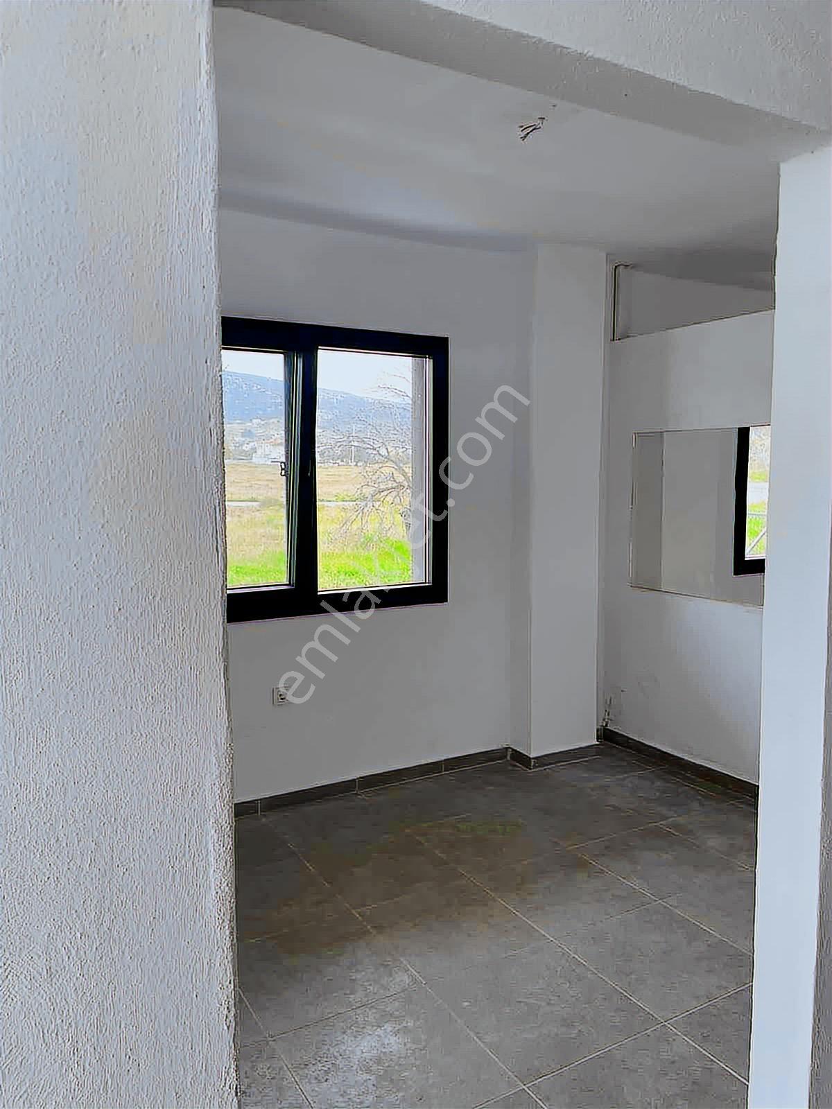 Mordoğan Emlaktan Caddeye Sıfır, Sıfır Kiralık İşyeri - Görsel 9