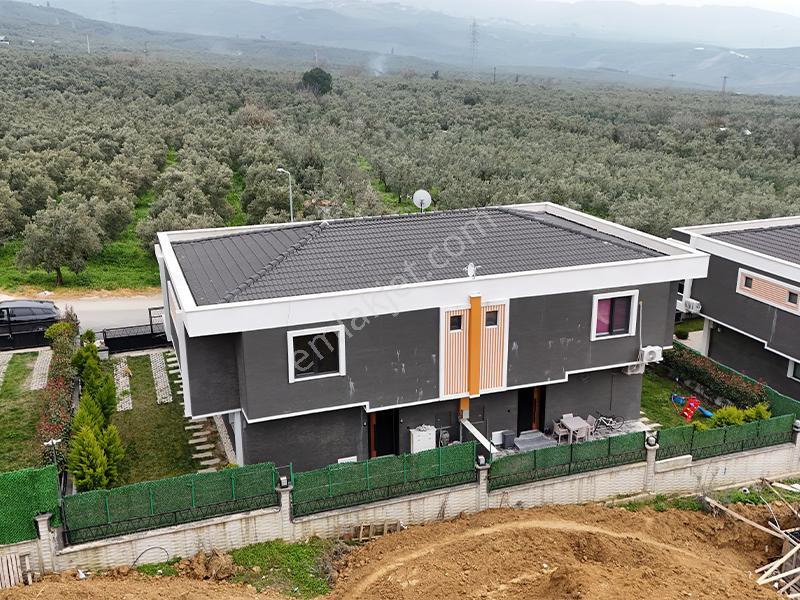 C21 Cius; Umurbey'de Bahçeli Dubleks Villa - Görsel 35
