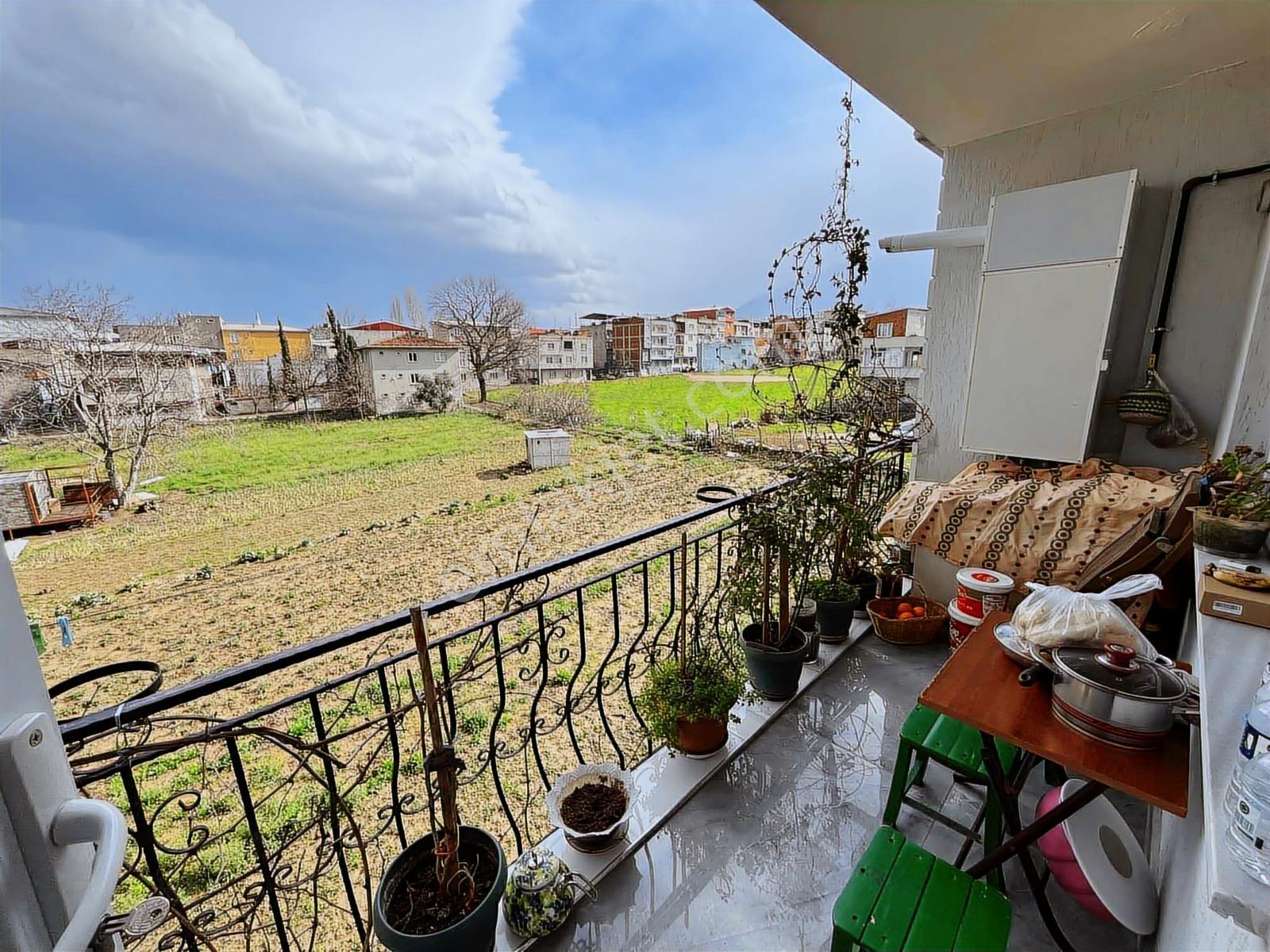 Bm Real Estate Hacivatta Satılık 3 Katlı Müstakıl Ev - Görsel 2