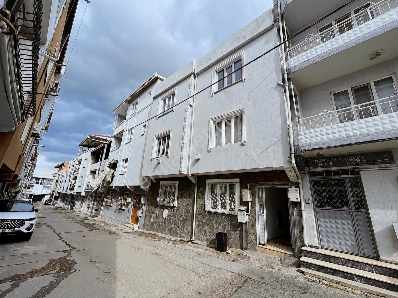 Bm Real Estate Hacivatta Satılık 3 Katlı Müstakıl Ev - Görsel 33