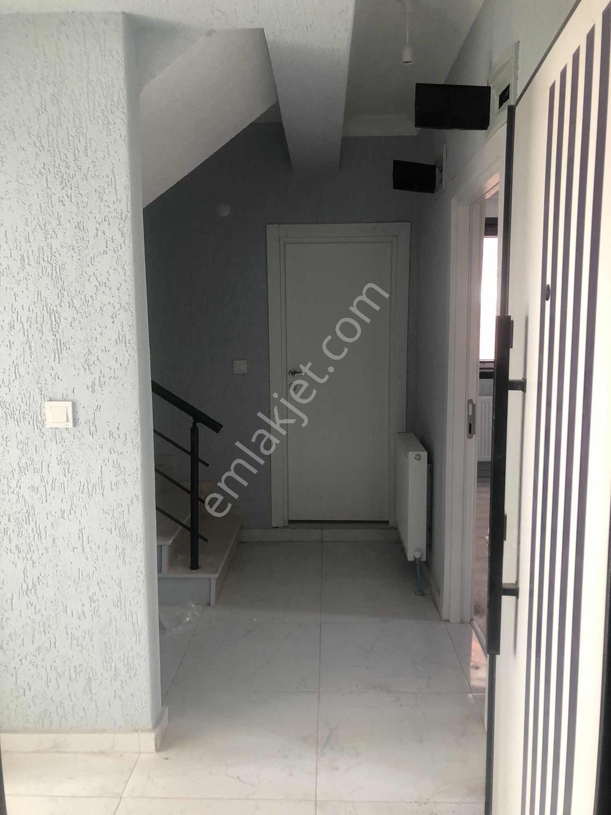 Kılıç Gayrimenkul'den Cumhuriyet Mh'de Dubleks Kiralık Daire - Görsel 19