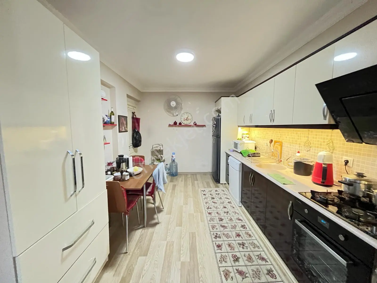 Parstan Altınkumda Ön Cephe Arakat Doğalgazlı Geniş Lüks 2+1 - Görsel 2
