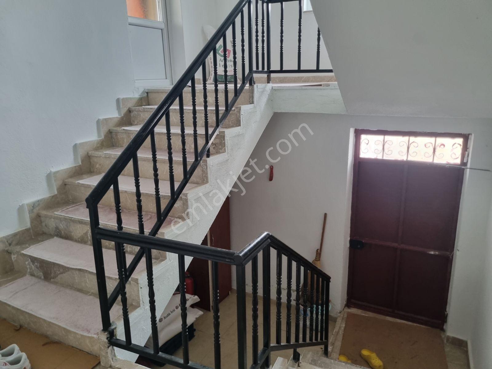 Özhan Mahallesinde Kiralık 2+1 Daire - Görsel 23