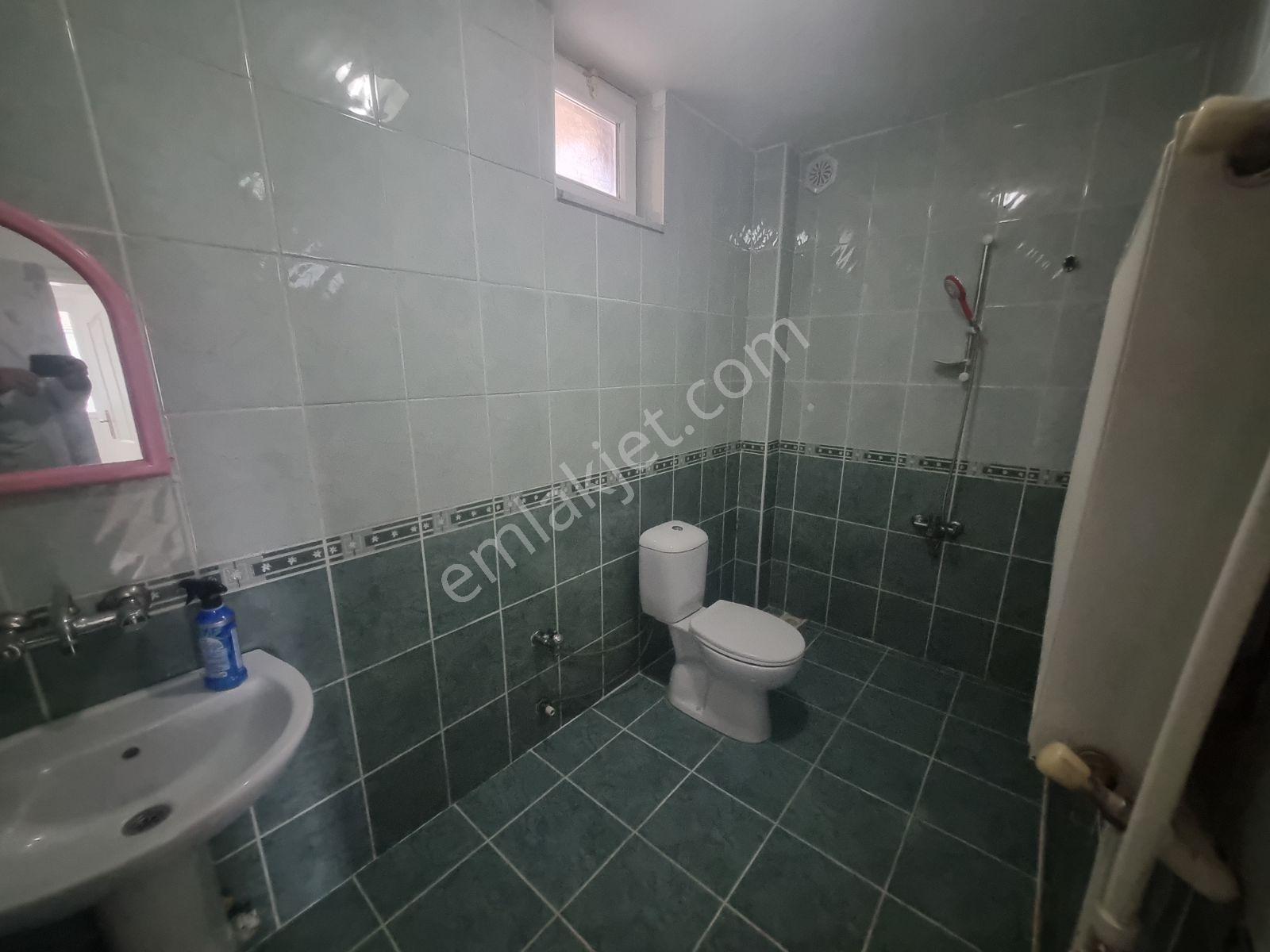 Özhan Mahallesinde Kiralık 2+1 Daire - Görsel 2