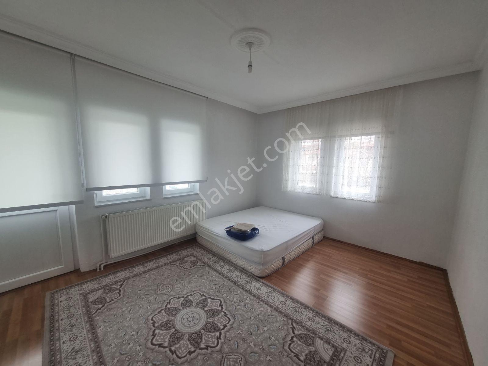 Özhan Mahallesinde Kiralık 2+1 Daire - Görsel 8