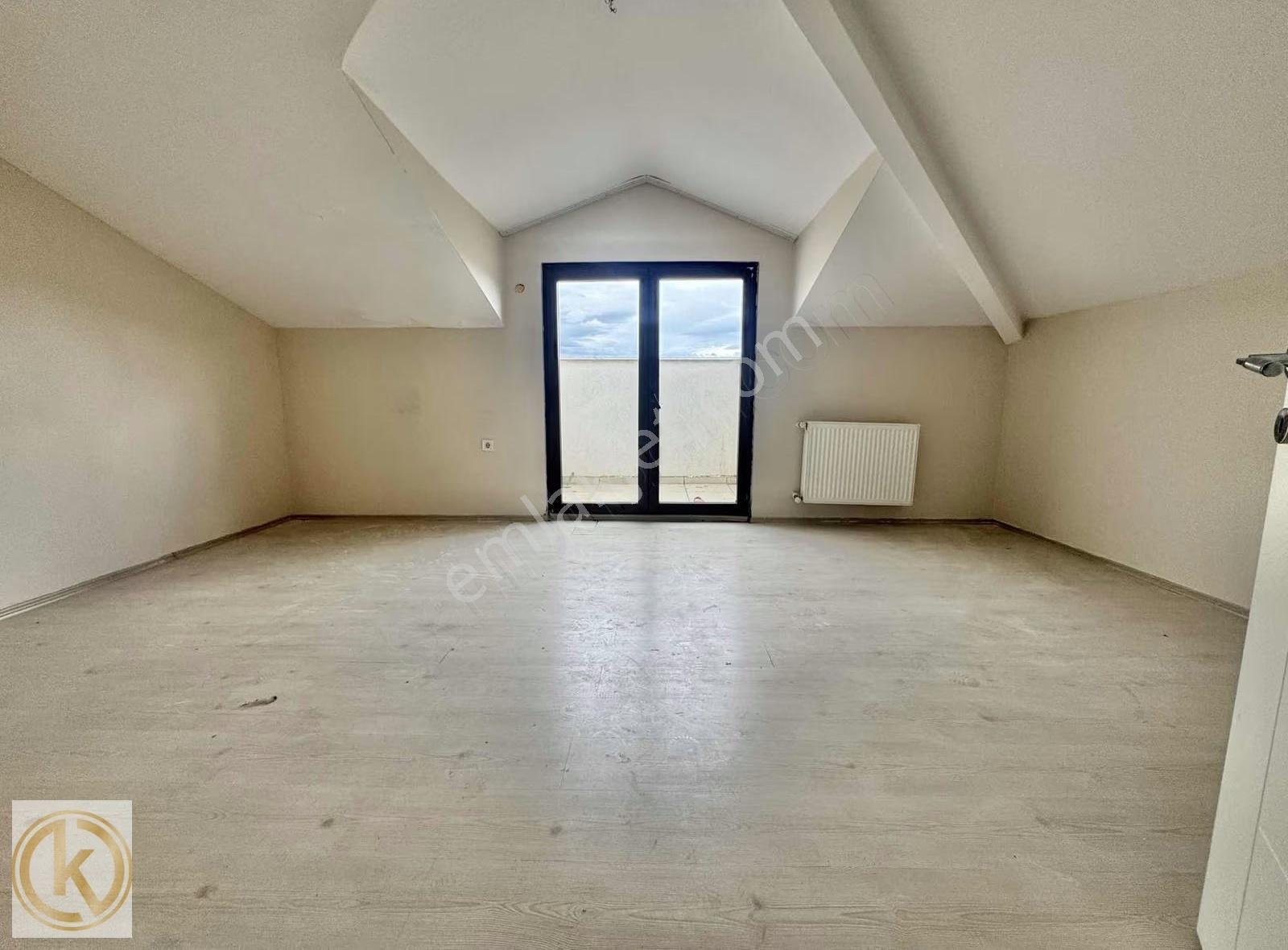 Kaymak Emlak- Kuzey Terminal Civarı 4+1 175m2 Özel Garajlı Daire - Görsel 8