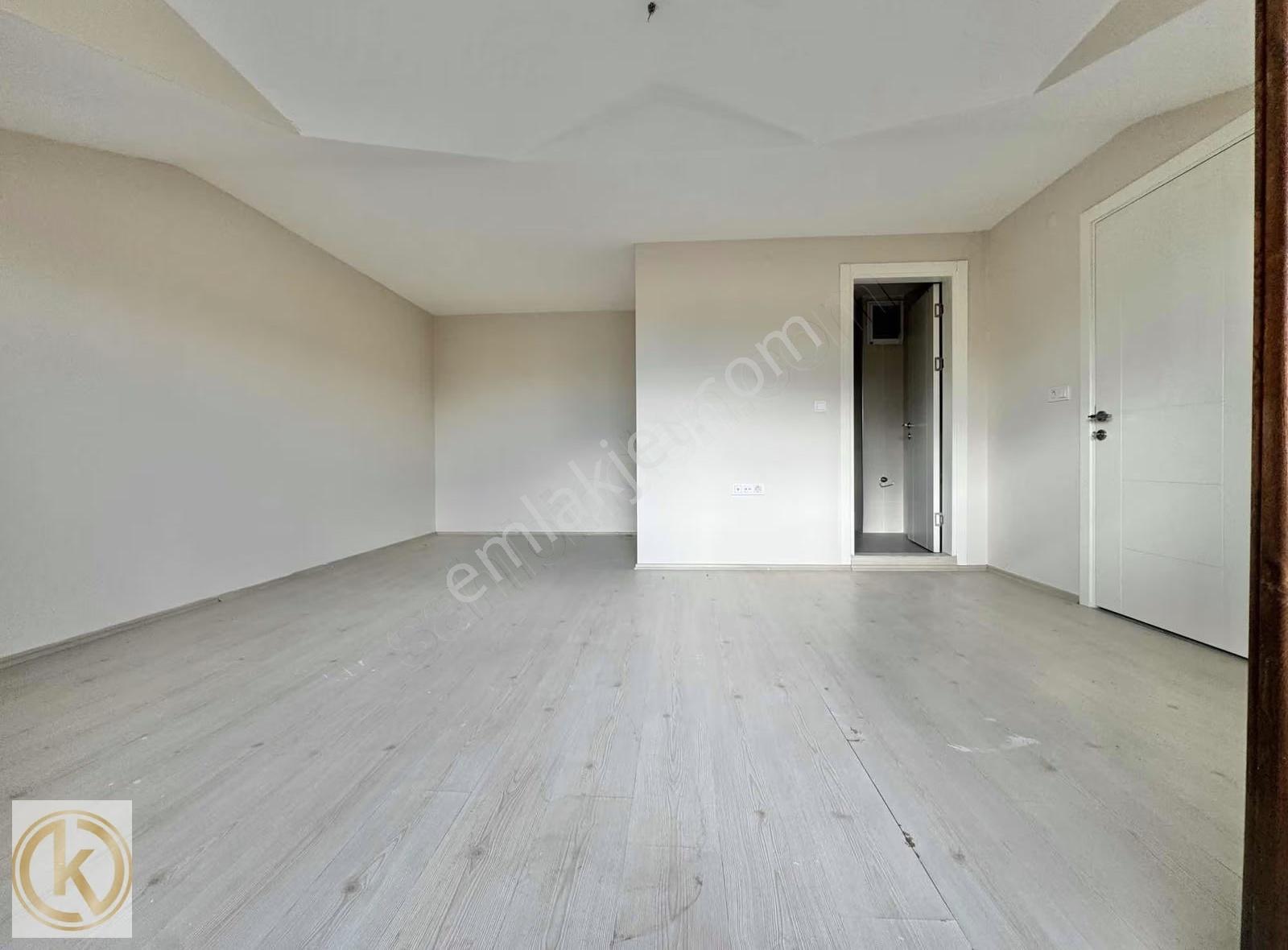 Kaymak Emlak- Kuzey Terminal Civarı 4+1 175m2 Özel Garajlı Daire - Görsel 7