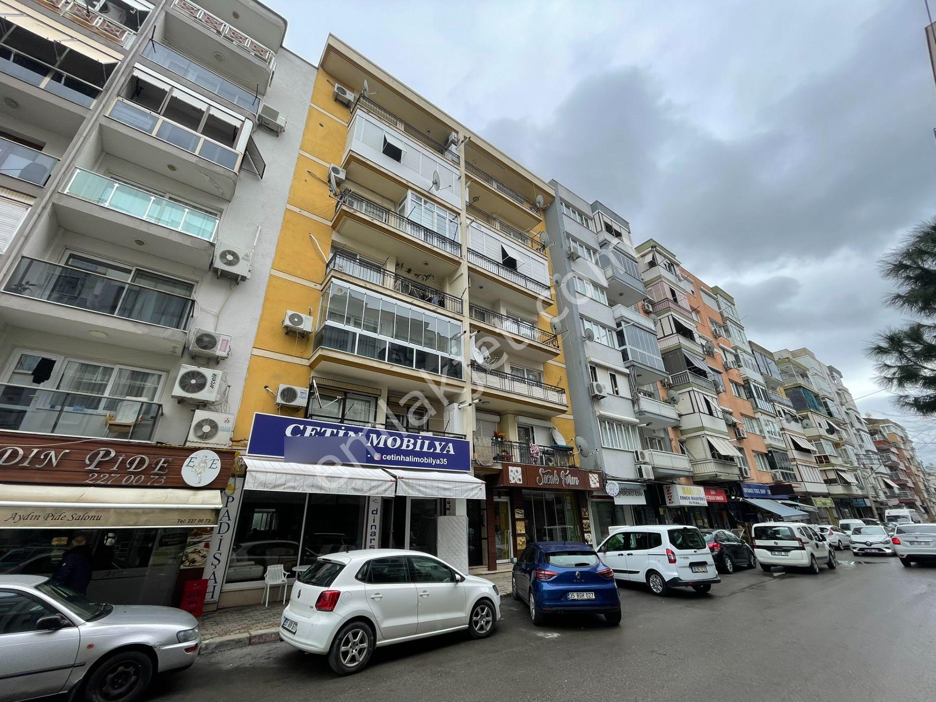 İzmir Reis Mahallesi Ulu Önder Caddesi Üzerinde Satılık Daire! - Görsel 26