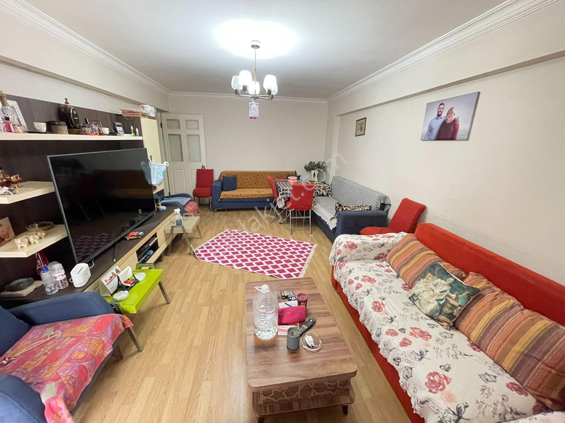 İzmir Reis Mahallesi Ulu Önder Caddesi Üzerinde Satılık Daire! - Görsel 12