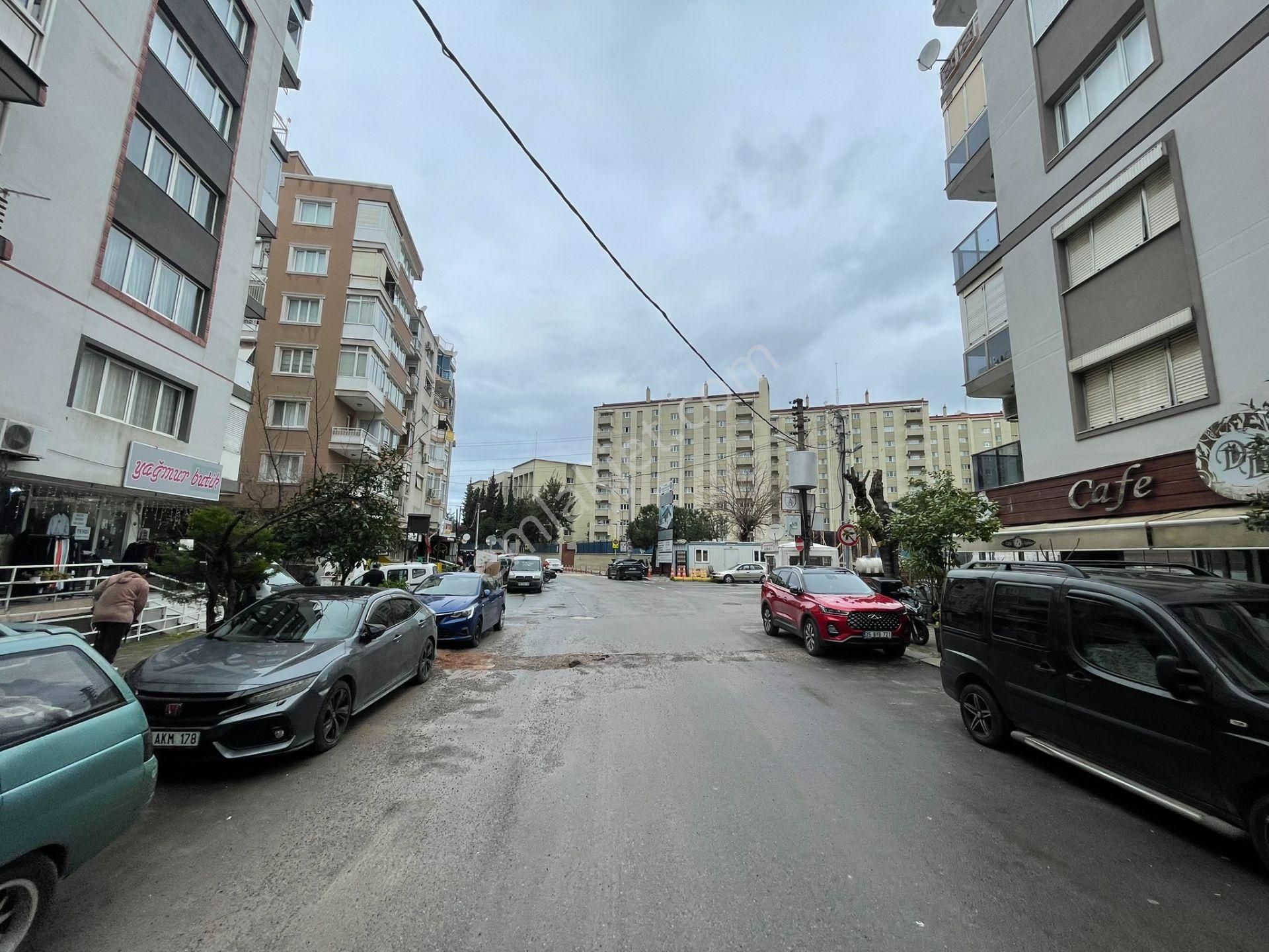 İzmir Reis Mahallesi Ulu Önder Caddesi Üzerinde Satılık Daire! - Görsel 27