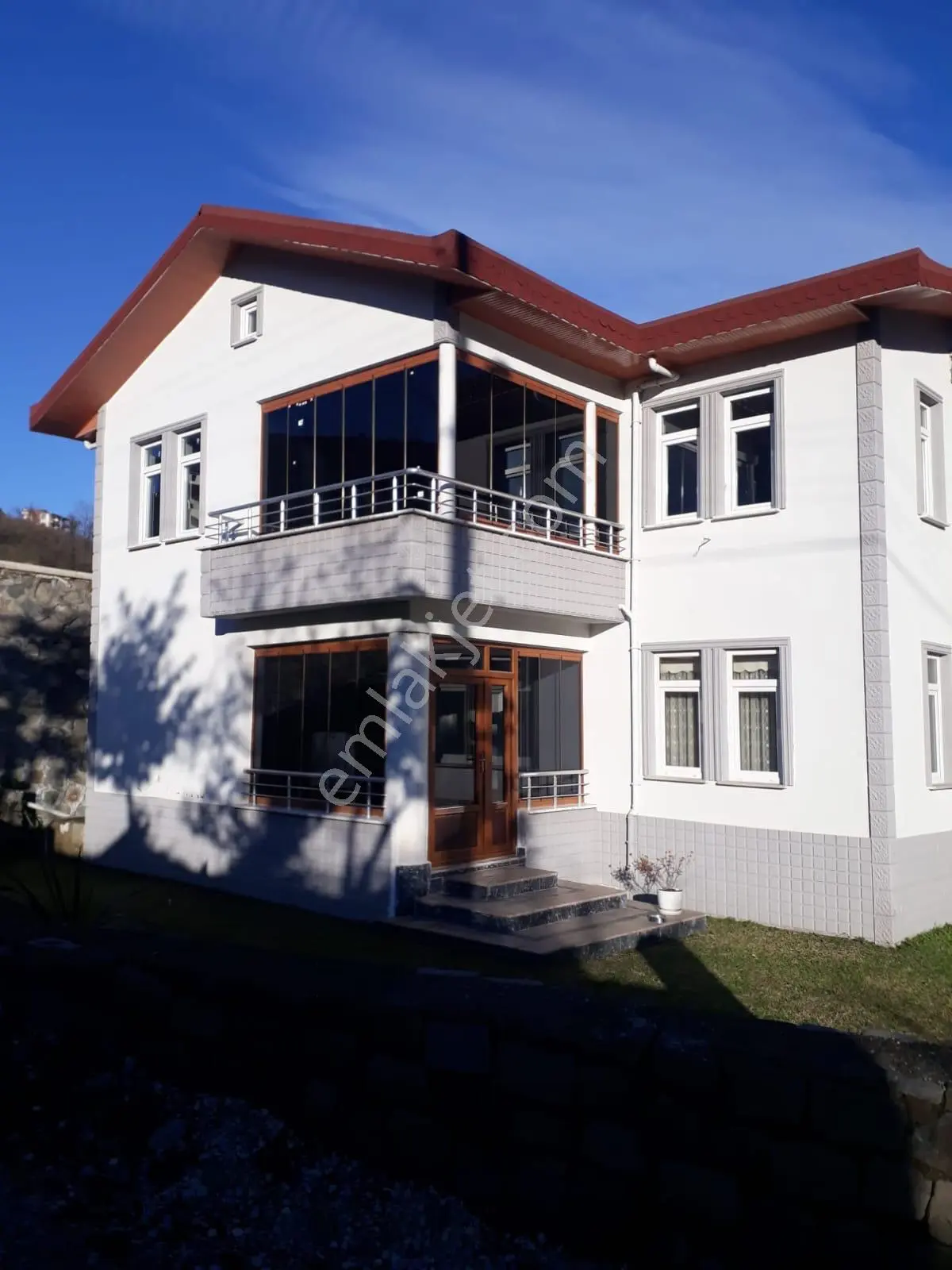 Eyüplü Mahallesi'nde 3 Katlı Ev İle Satılık Fındık Bahçesi - Görsel 4