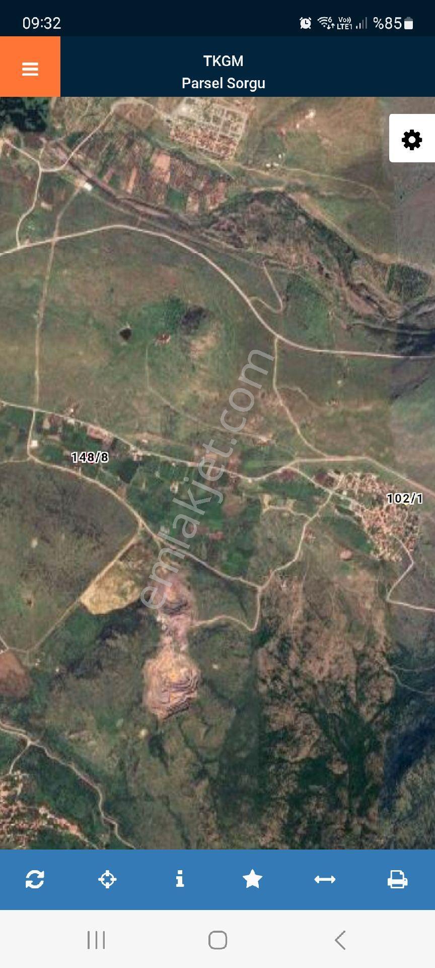 İzmir Aliağa Ekka Emlak Tan Uzunhasanlar Köyünde 1070m2 Tarla Satılıktır - Görsel 3