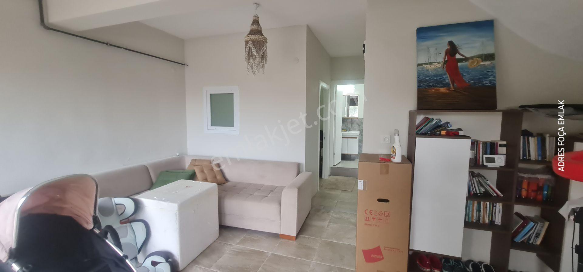 Yenifoça Burunucunda Deniz Manzaralı Müstakil Trıbleks Villa - Görsel 12