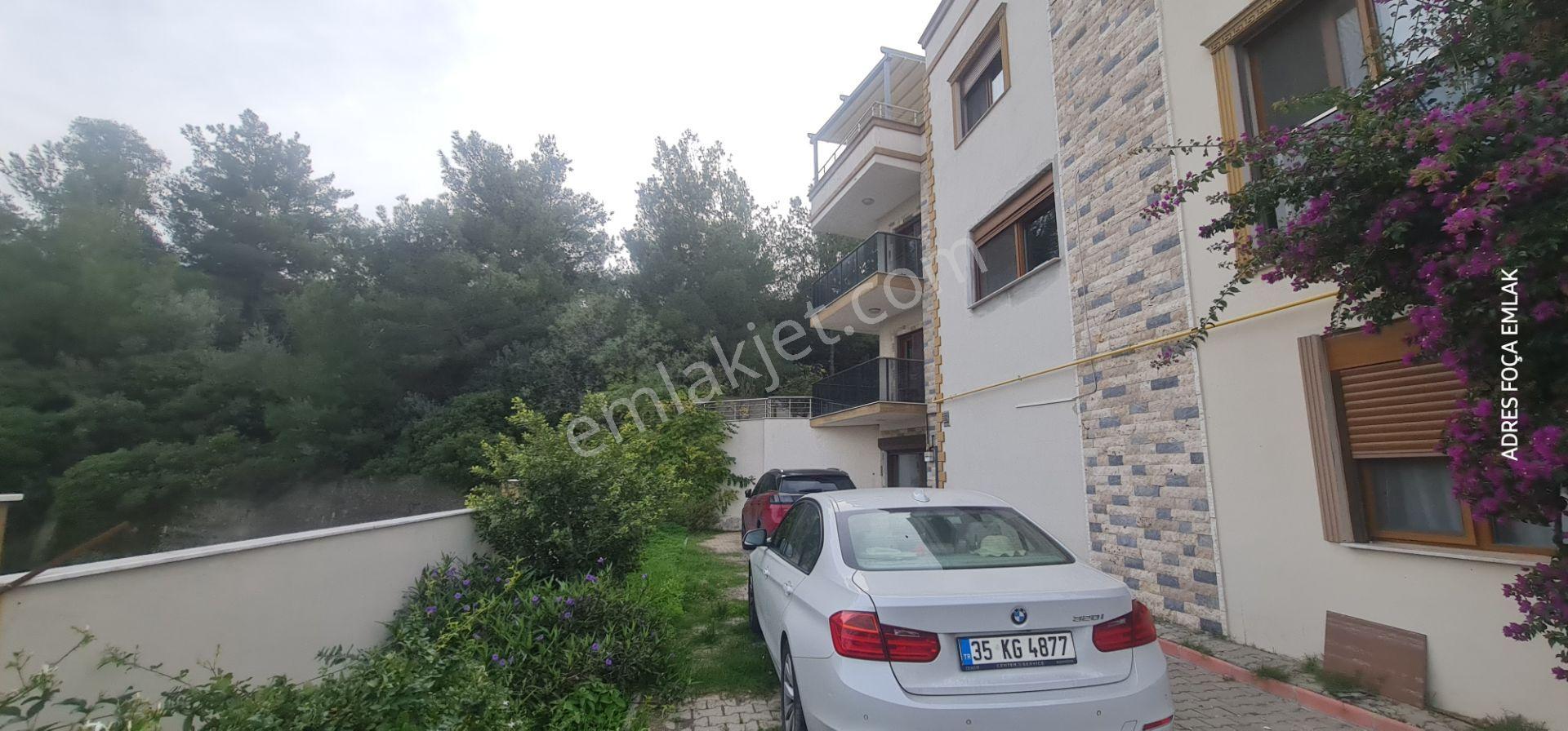 Yenifoça Burunucunda Deniz Manzaralı Müstakil Trıbleks Villa - Görsel 4