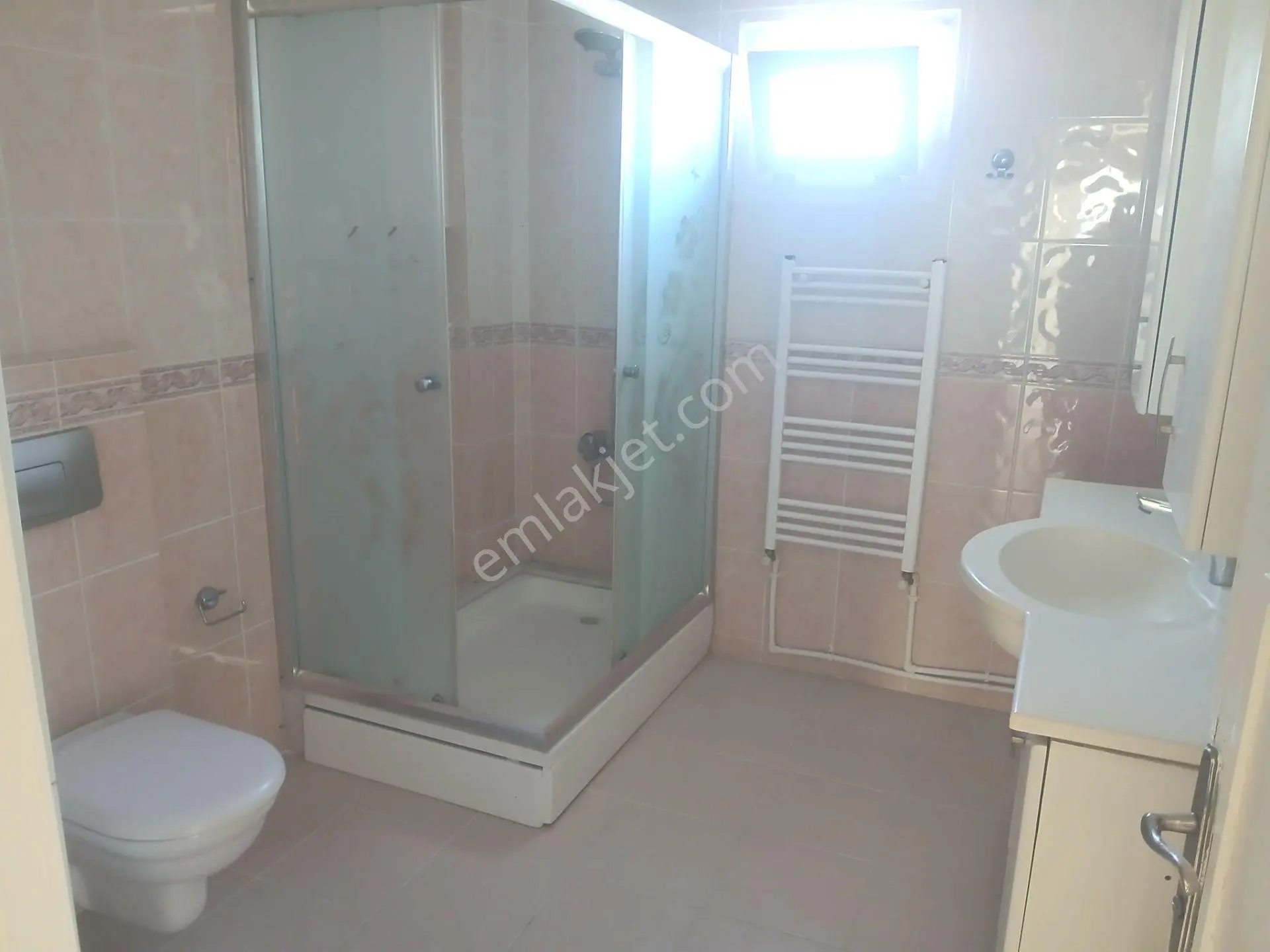 Meydan Mahallesinde Sahil Evlerde Deniz Manzaralı Doğalgazlı Lüks Yapılı Kiralık Daire - Görsel 19