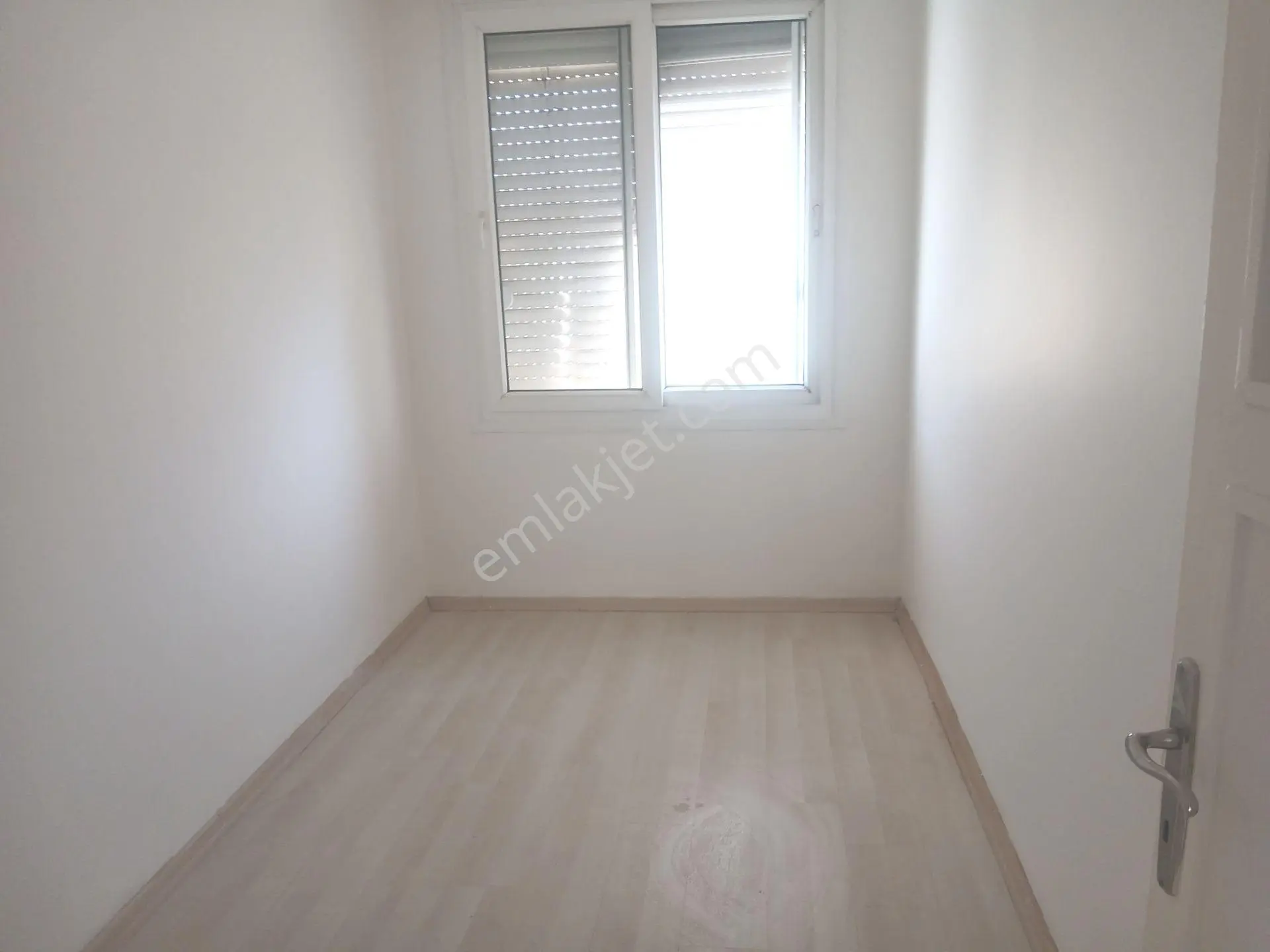 Meydan Mahallesinde Sahil Evlerde Deniz Manzaralı Doğalgazlı Lüks Yapılı Kiralık Daire - Görsel 9