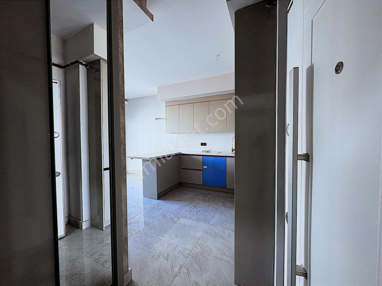 Başkut Emlak'tan İmbatlı'da Merkezi Konumda Kiralık 1+1 Daire - Görsel 12