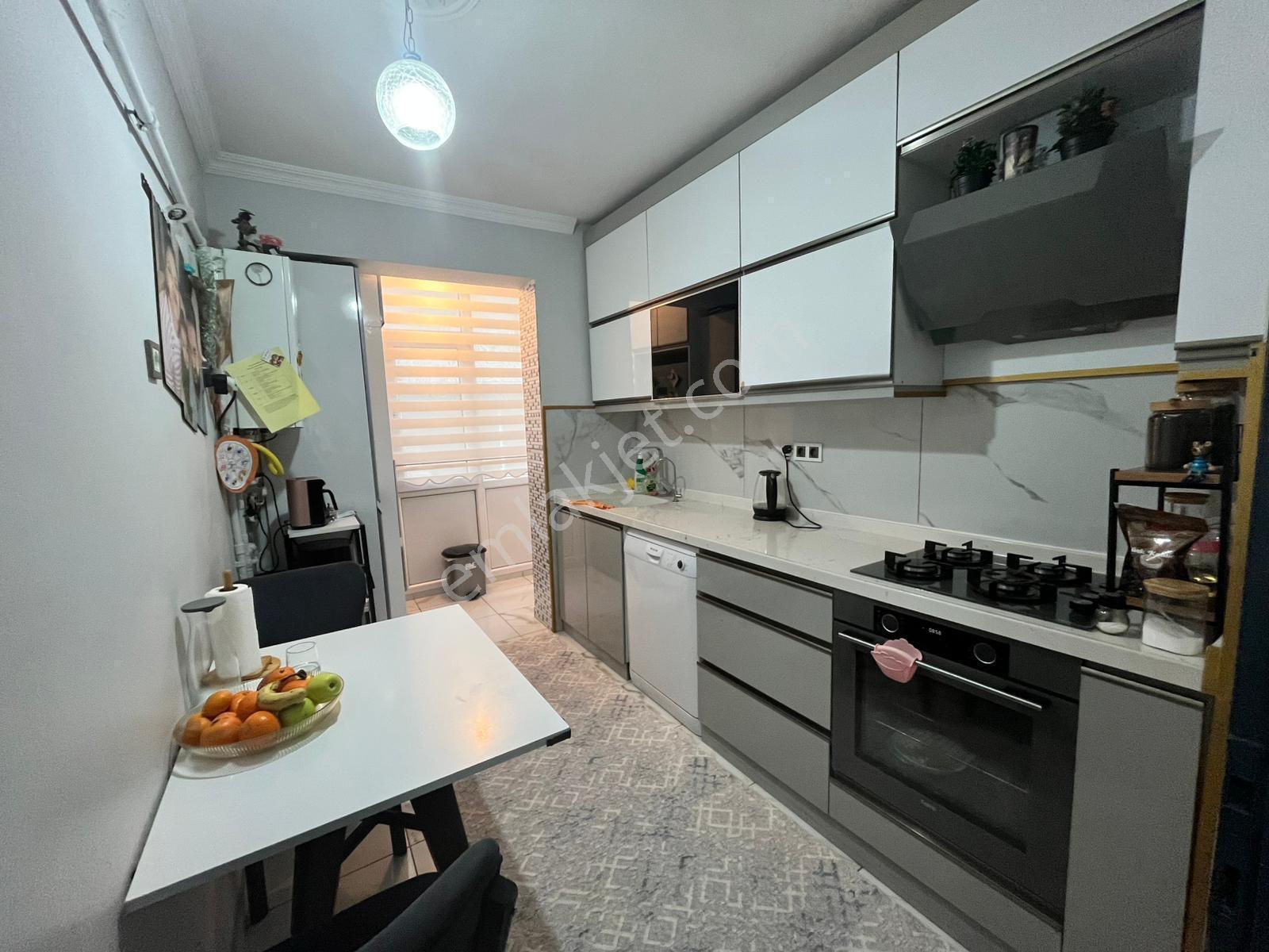 Atış Cadde Üzeri Orta Katta 3+1 Balkonlu Full Yapılı Masrafsız - Görsel 2