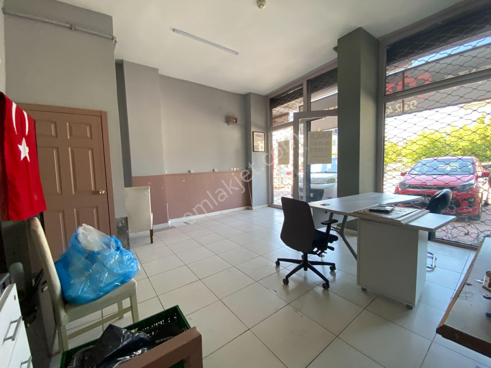Elvan Mah. 1544 Caddesi Üzerinde 30 M2 Giriş 35 M2 Depolu Satılık Dükkan - Görsel 17