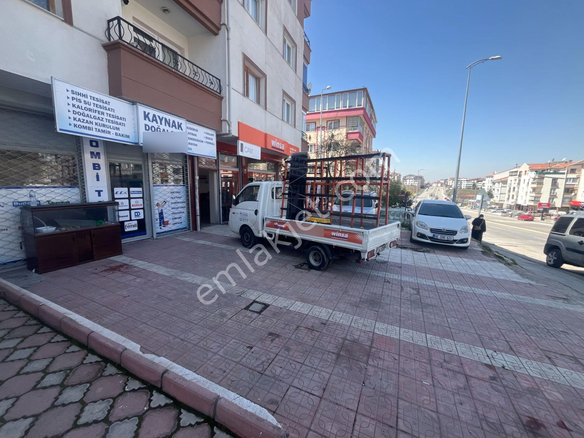 Elvan Mah. 1544 Caddesi Üzerinde 30 M2 Giriş 35 M2 Depolu Satılık Dükkan - Görsel 4