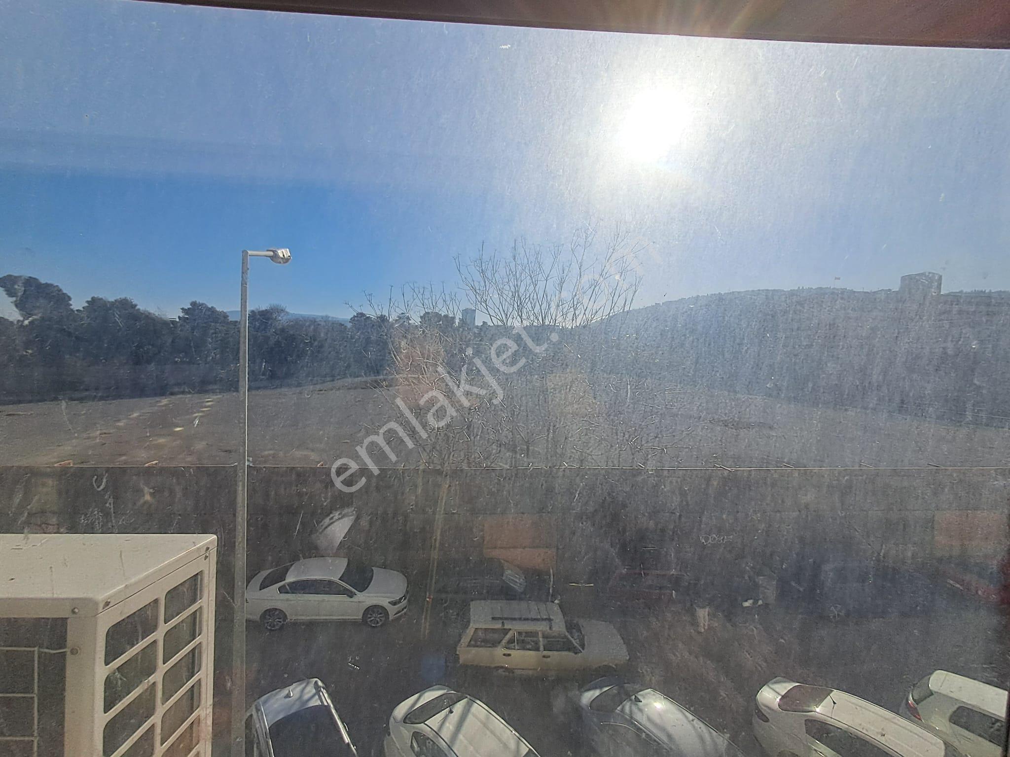 İzmir Çankaya Yemişci İş Merkezinde 80 M2 Fuar Manzaralı Büro-ofis Olarak Satılıktır. - Görsel 7