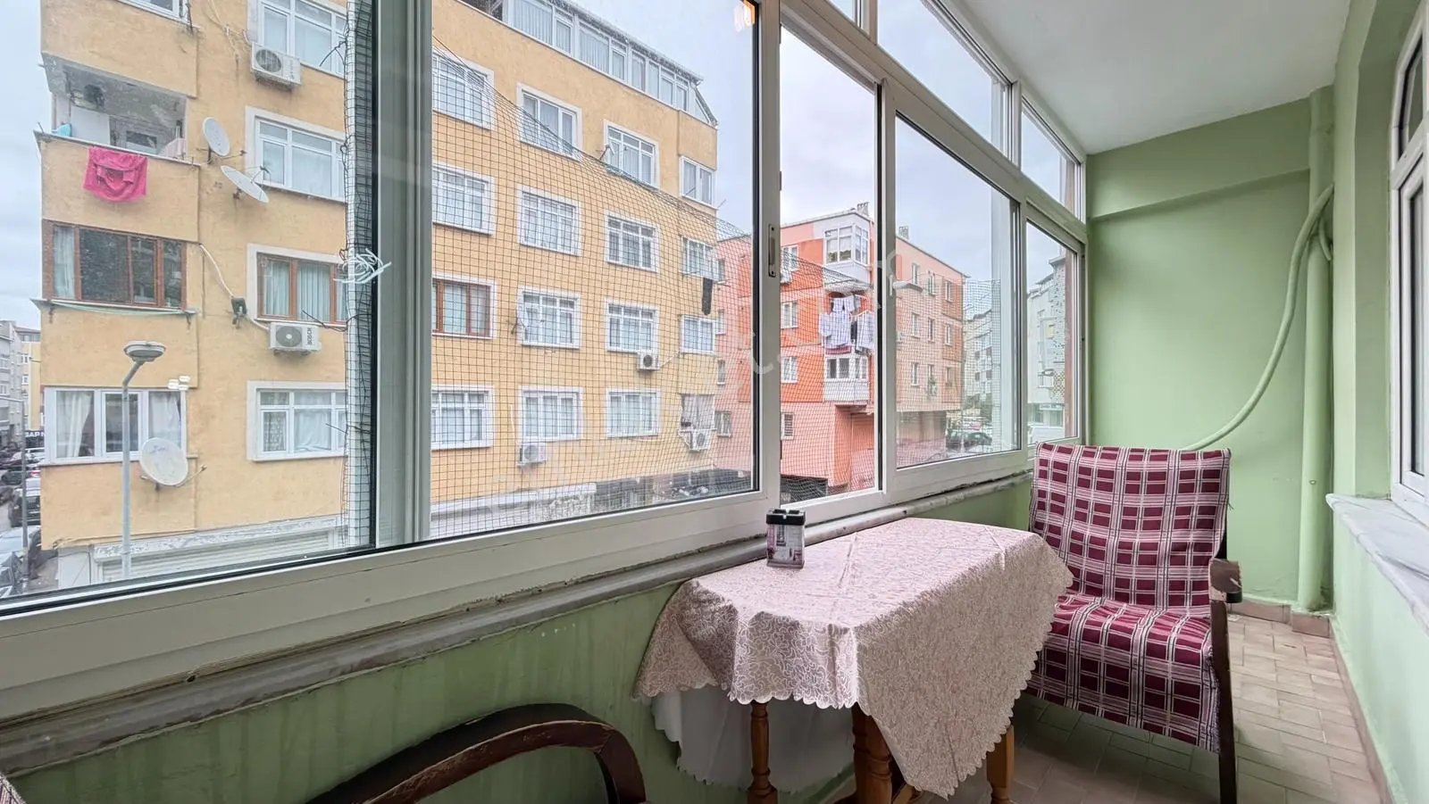 İlka'dan Cadde Üzeri 3+1 Eşyalı Kiralık Daire Metrobüse 3 Dk - Görsel 3