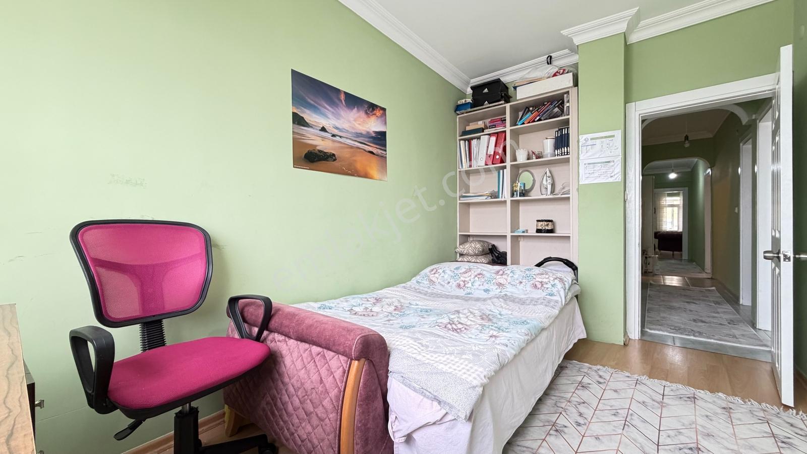 İlka'dan Cadde Üzeri 3+1 Eşyalı Kiralık Daire Metrobüse 3 Dk - Görsel 8