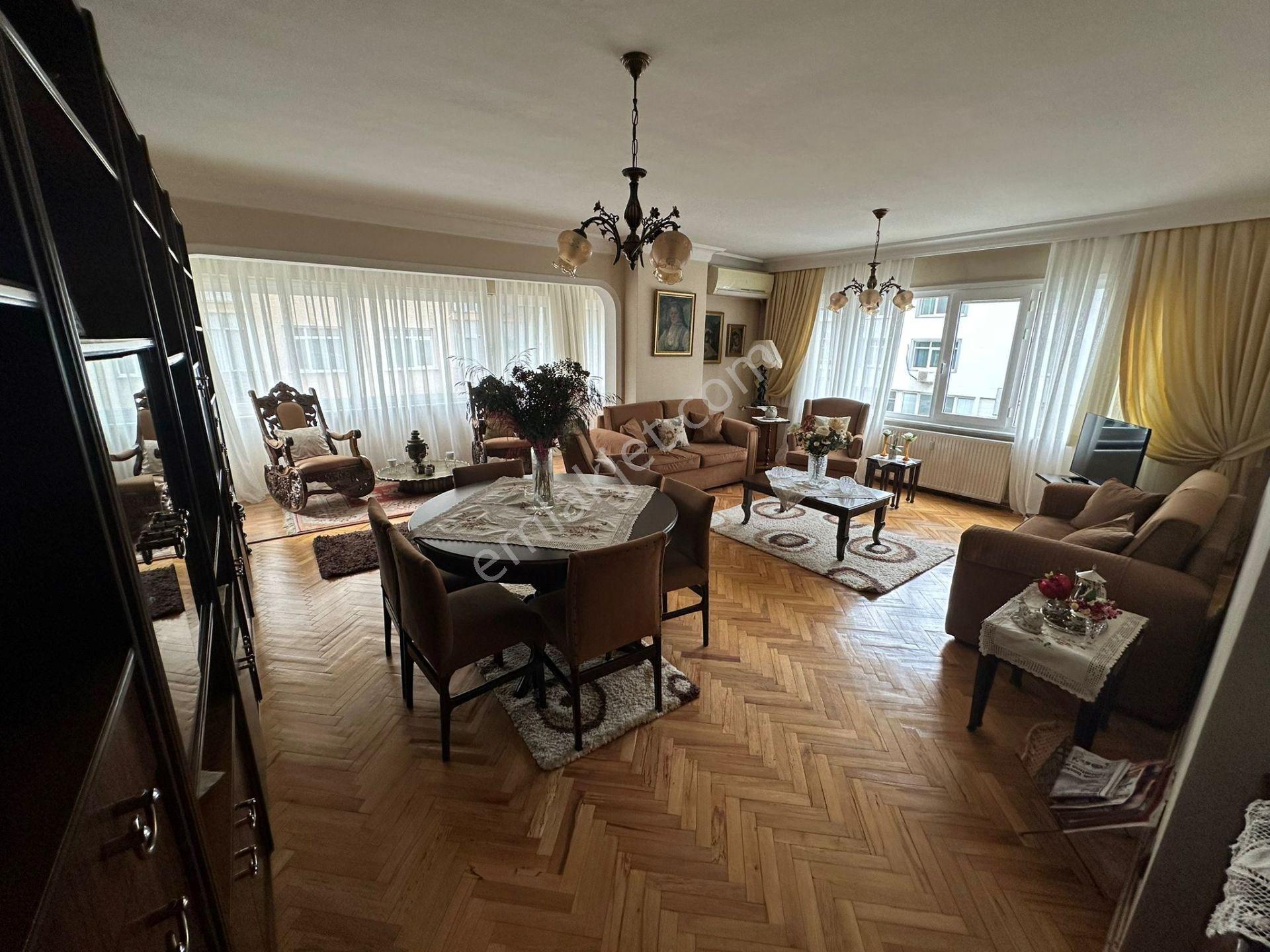 Selamiçeşme Özgürlük Parkı Sırasında Ferah 3+1 Satılık Daire - Görsel 2