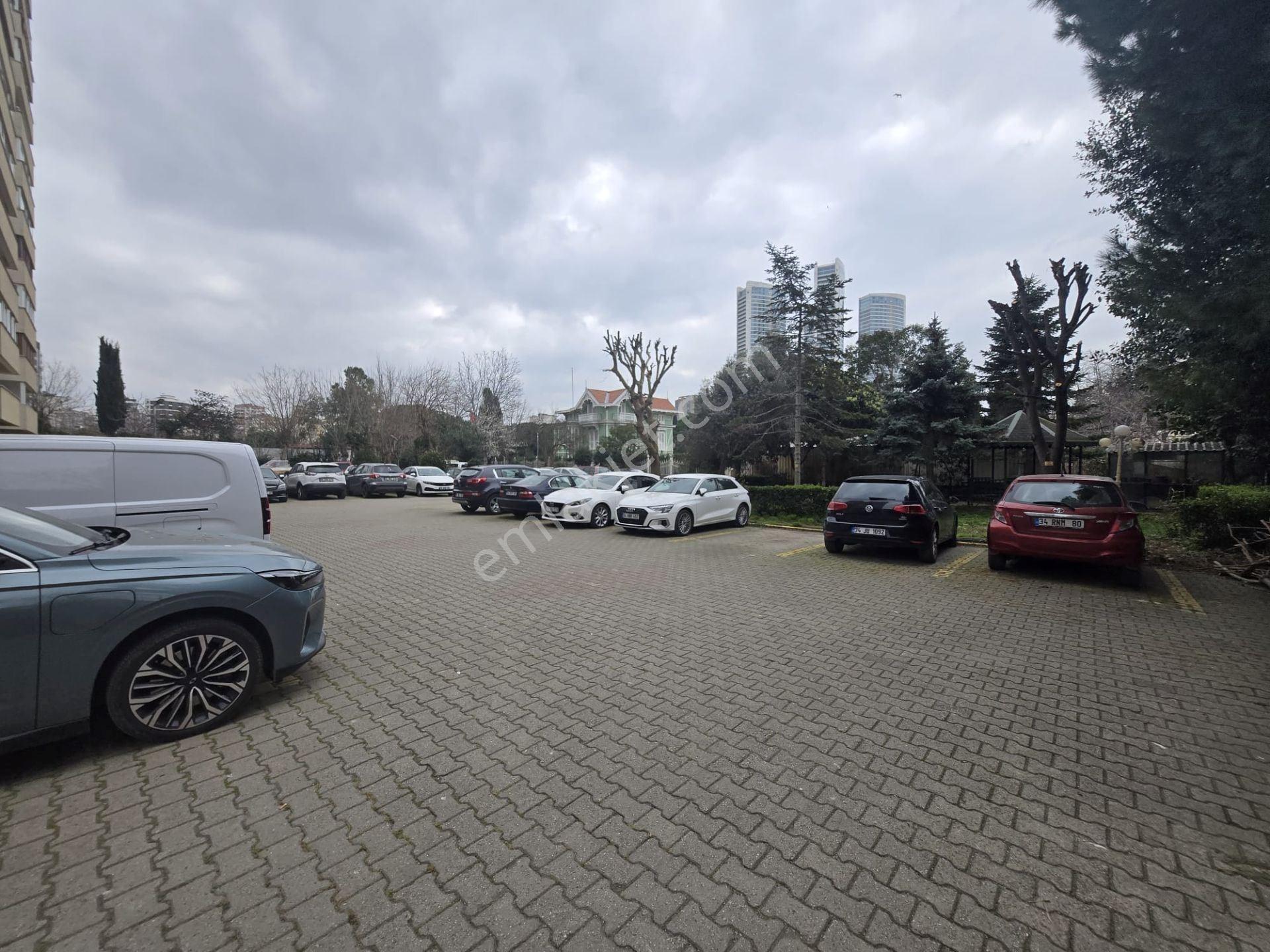 Selamiçeşme Özgürlük Parkı Sırasında Ferah 3+1 Satılık Daire - Görsel 32