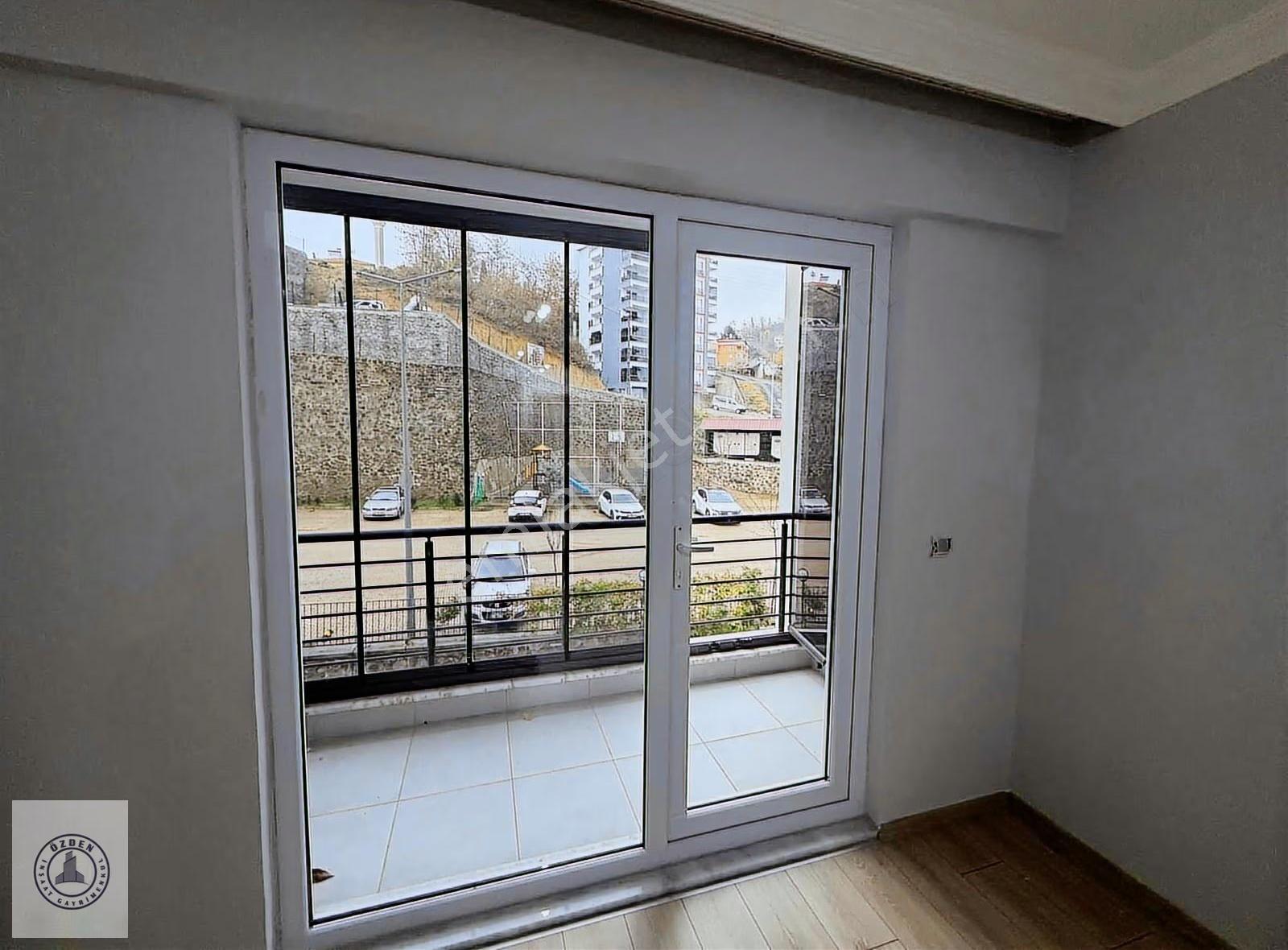 Özden Gayrimenkul'den Safir Sitesinde Kiralık 3+1 Lüks Daire - Görsel 9
