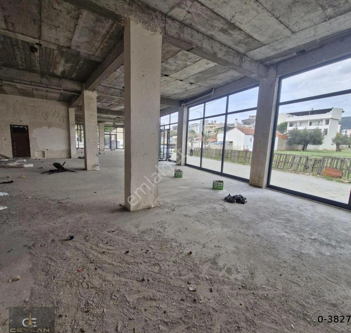 305 M2 Büyük Dükkan - Görsel 7