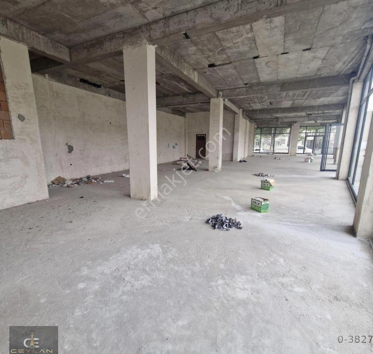 305 M2 Büyük Dükkan - Görsel 12