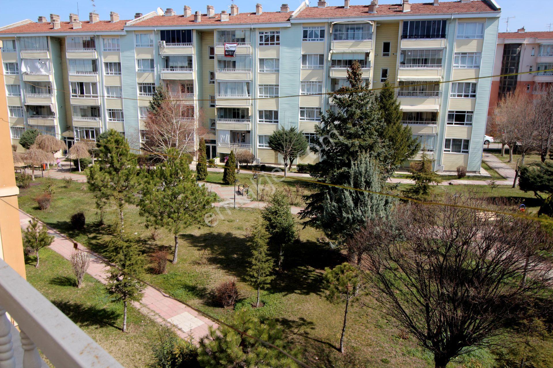 Emre Emlak'tan Oğuzlar'da Site İçi Arakat Satılık 3+1 Daire - Görsel 34