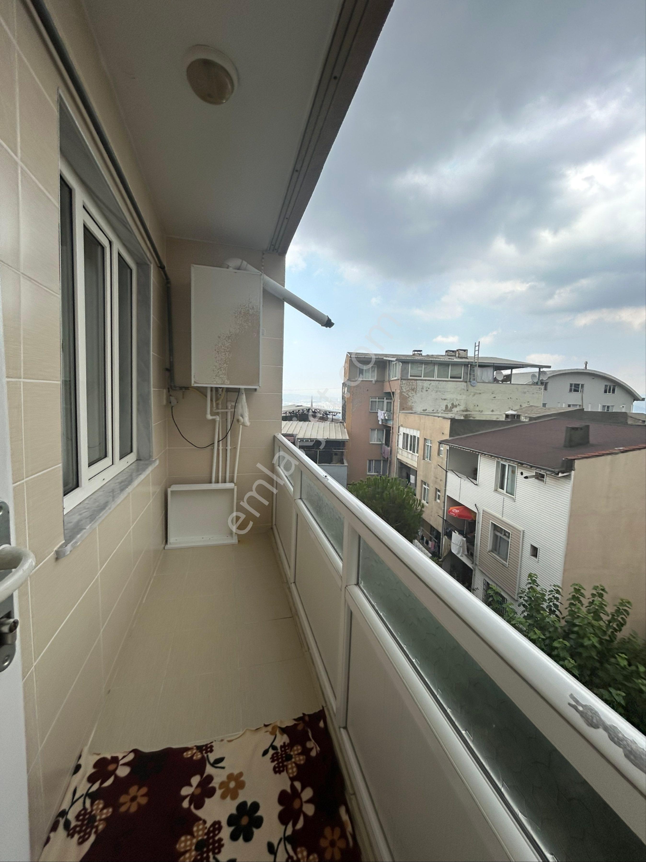 Rt Safir'den Zümrütevler'de Ful Eşyalı Kiralık 3+1 Daire - Görsel 19