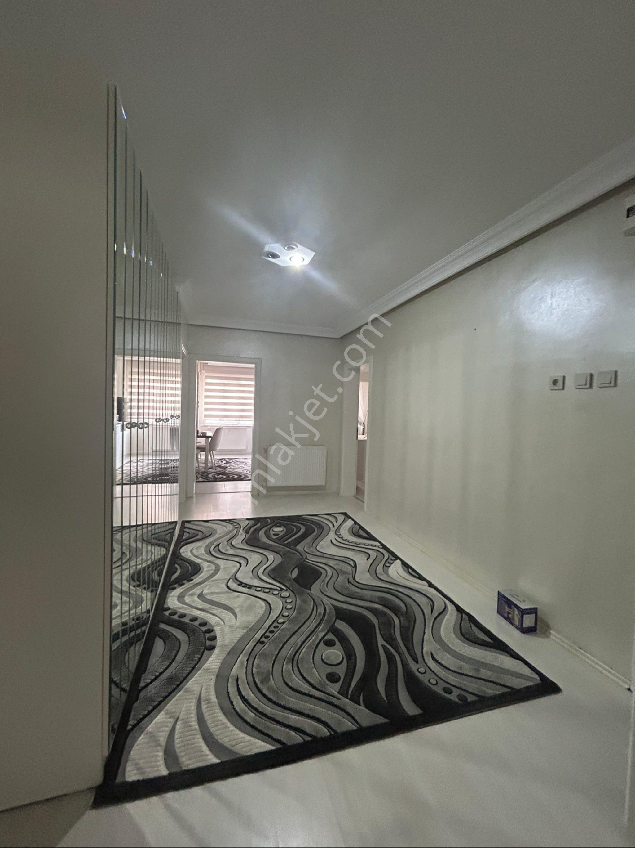Rt Safir'den Zümrütevler'de Ful Eşyalı Kiralık 3+1 Daire - Görsel 9