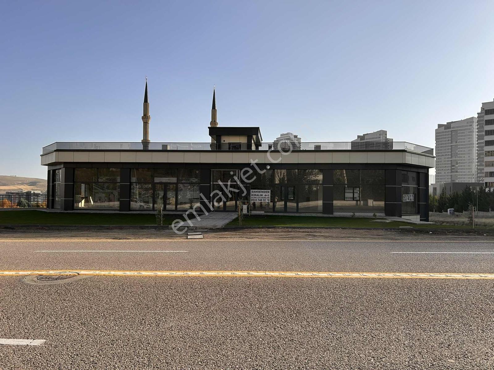 Park Caddesi Üzerinde 3 Katlı 1080 M2 Kiralık Dükkan - Görsel 8
