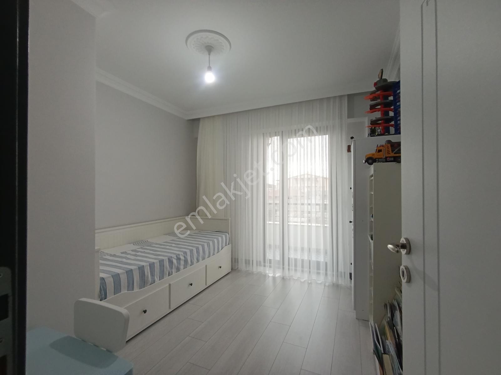 Fsm Mah. Merkezi Konumda Geniş 3+1 Satılık Daire - Görsel 25