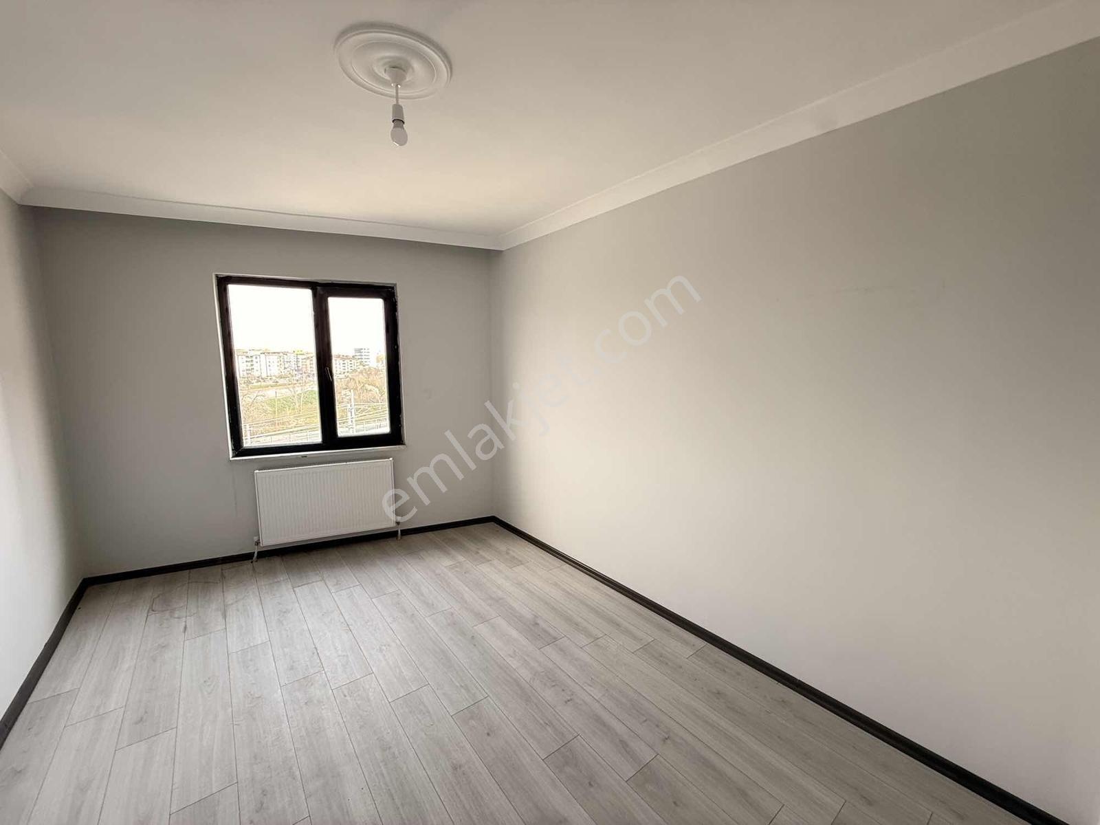 ''hızlı Tren Durağına 1 Dk Muhteşem Konum Satlk 55 Mk 1+1 Daire - Görsel 20