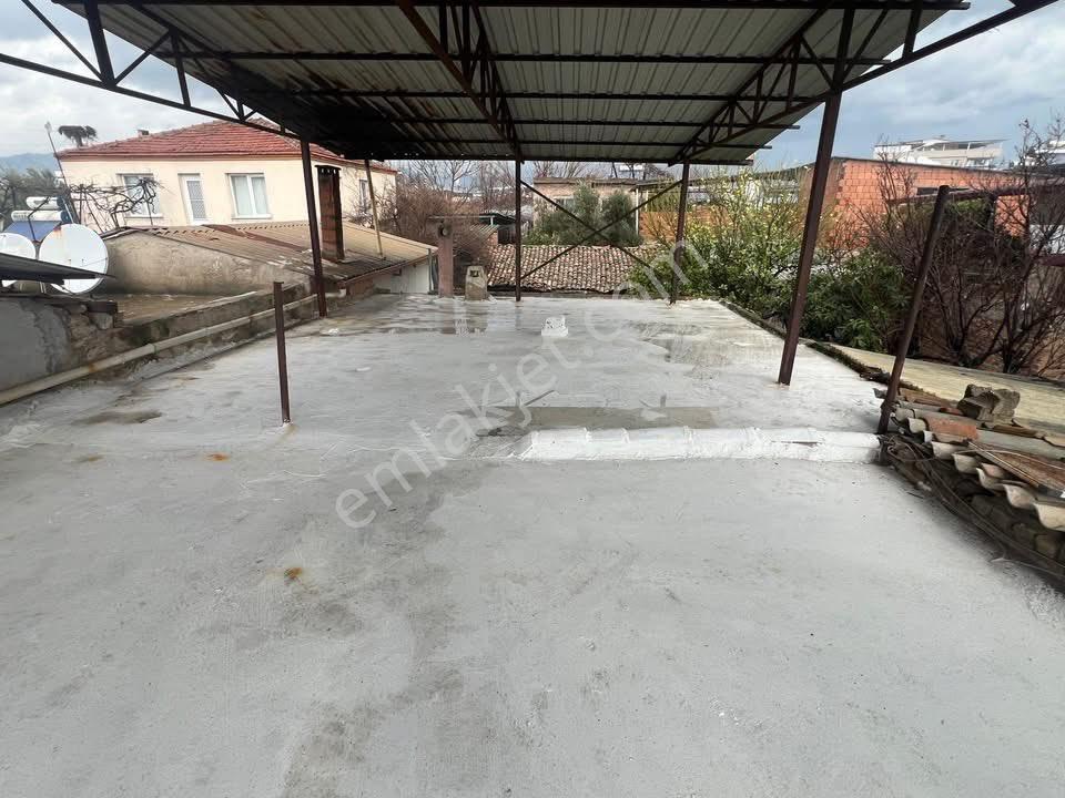 Nazilli’de 3 Kat İmarlı – 250 M² Parsel – Tapuda 2 Yapı – Bahçeli Müstakil Ev - Görsel 14