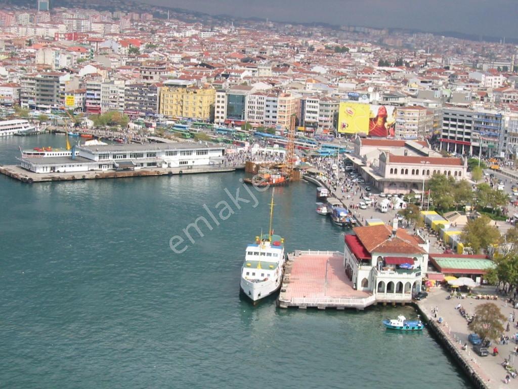 Merkezi Konumda Sessiz Yaşam: Kadıköyde Bahçeli Full Eşyalı 2+1 - Görsel 13