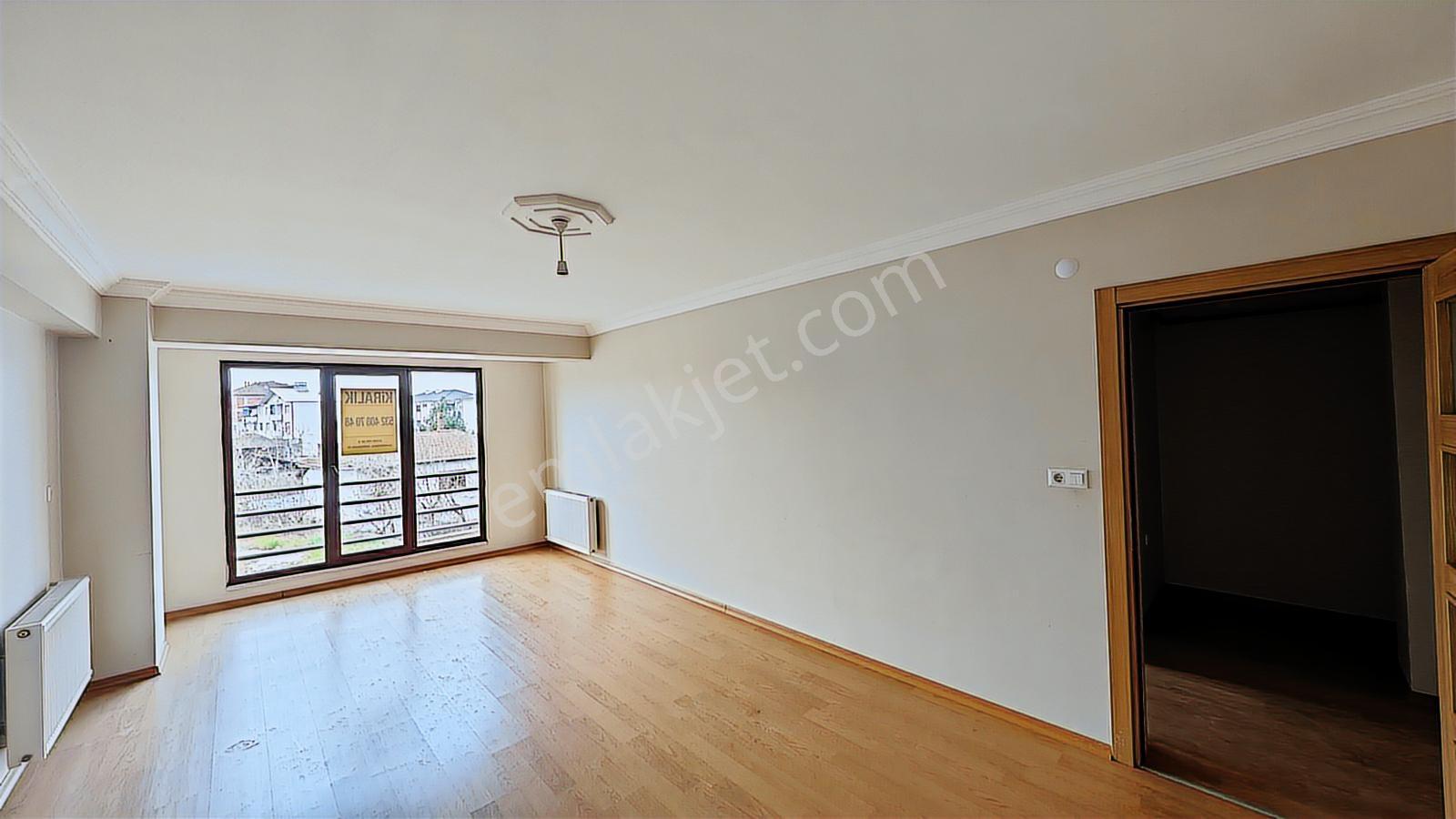 Yeni Cami Akyazı Merkez'de Kiralık Ara Kat 2 + 1 Net 84 M2 - Görsel 27