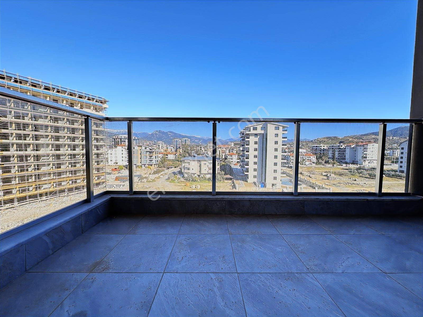 Denize Ve Tropik Parka Yakın Full Aktiviteli Sitede 1+1 - Görsel 3