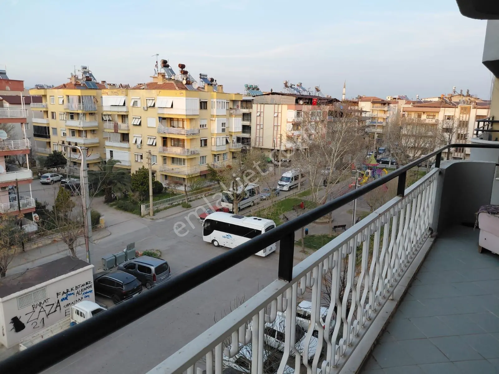 Manisa Salihli'de Satılık 3+1 Daire Kurtuluş Mah