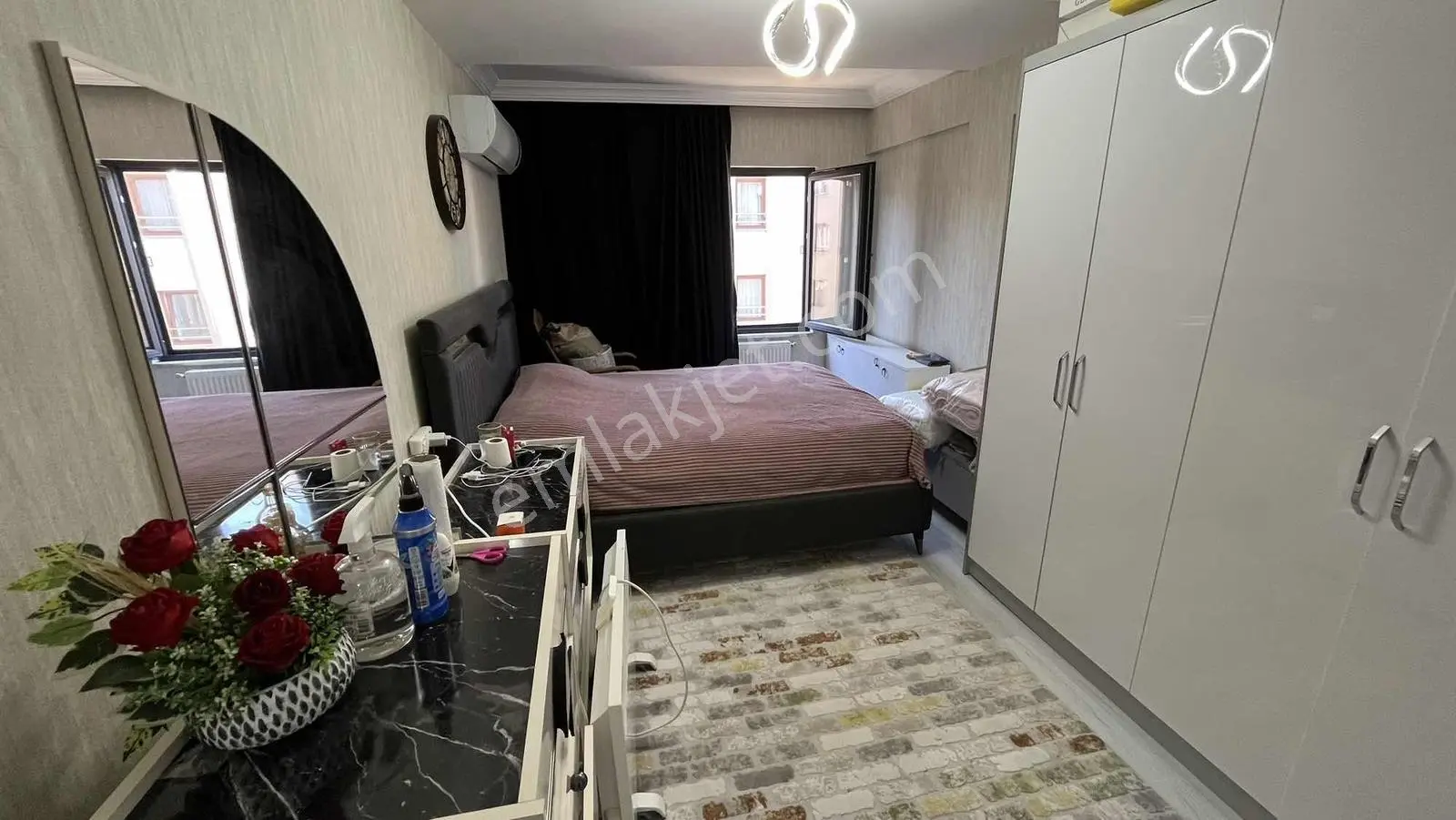 Kemeraltı Denize Yürüme Mesafesinde Asansörlü 3+1 Düz Daire - Görsel 18