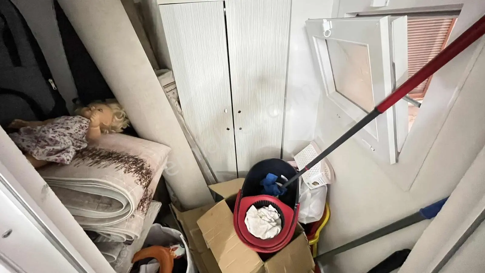 Kemeraltı Denize Yürüme Mesafesinde Asansörlü 3+1 Düz Daire - Görsel 17