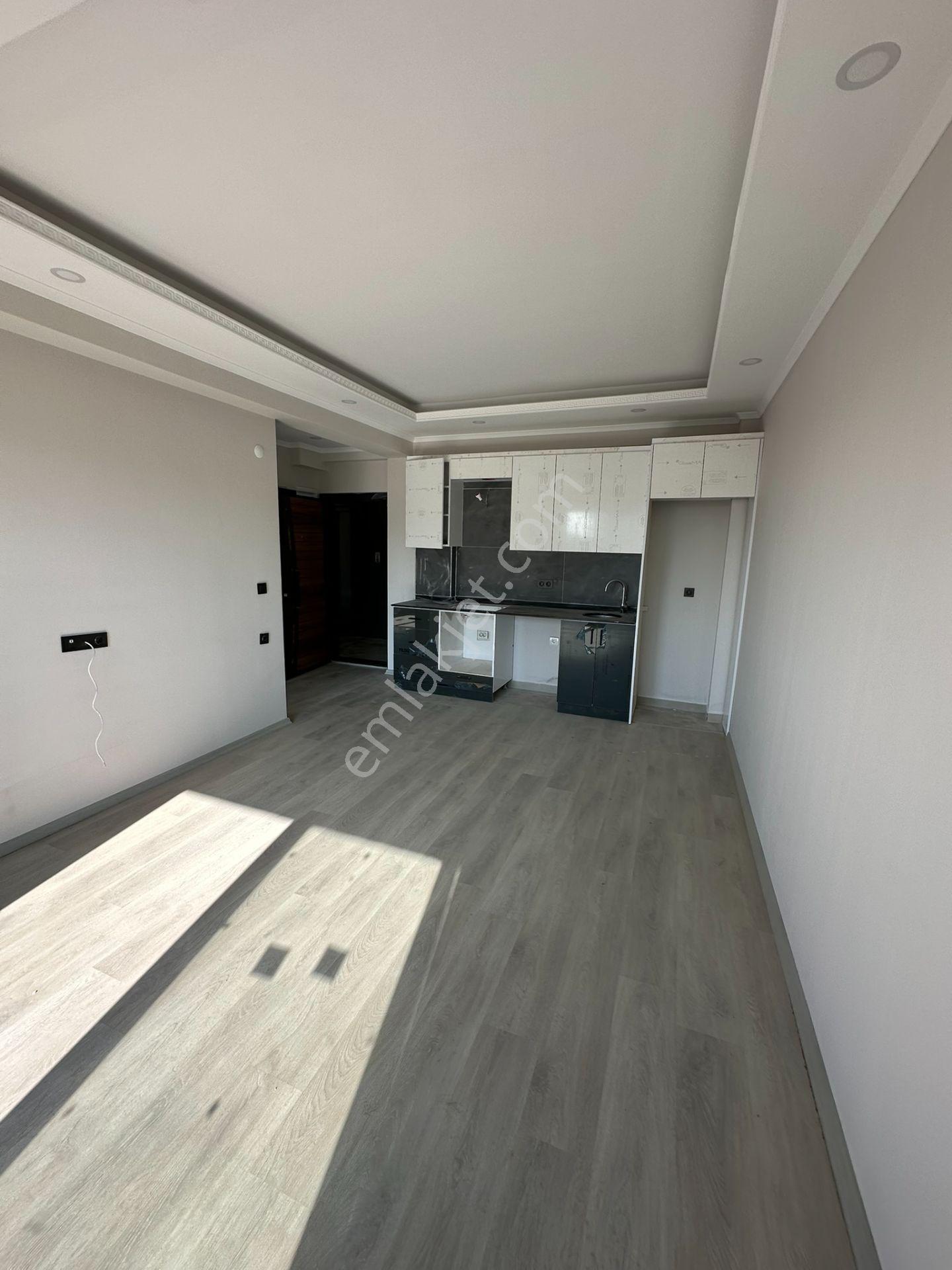 Full Aktiviteli Lüx Site İçerisinde 1+1 Sıfır Daire - Görsel 3